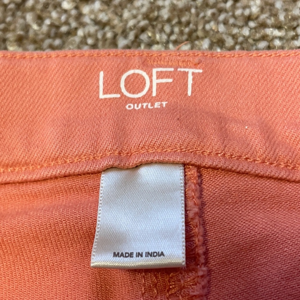Loft Modern Cuffed Crop - Picture 4 of 6